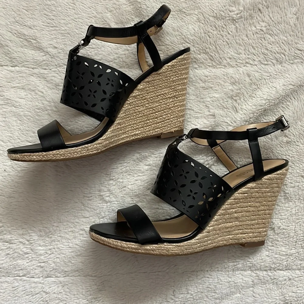 Michael Kors Women's Darci Wedge - Picture 2 of 6